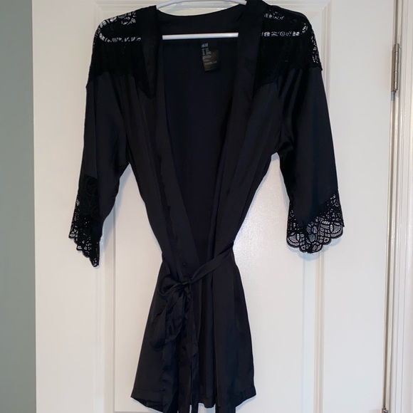 H&M Other - H&M Black Lace Robe